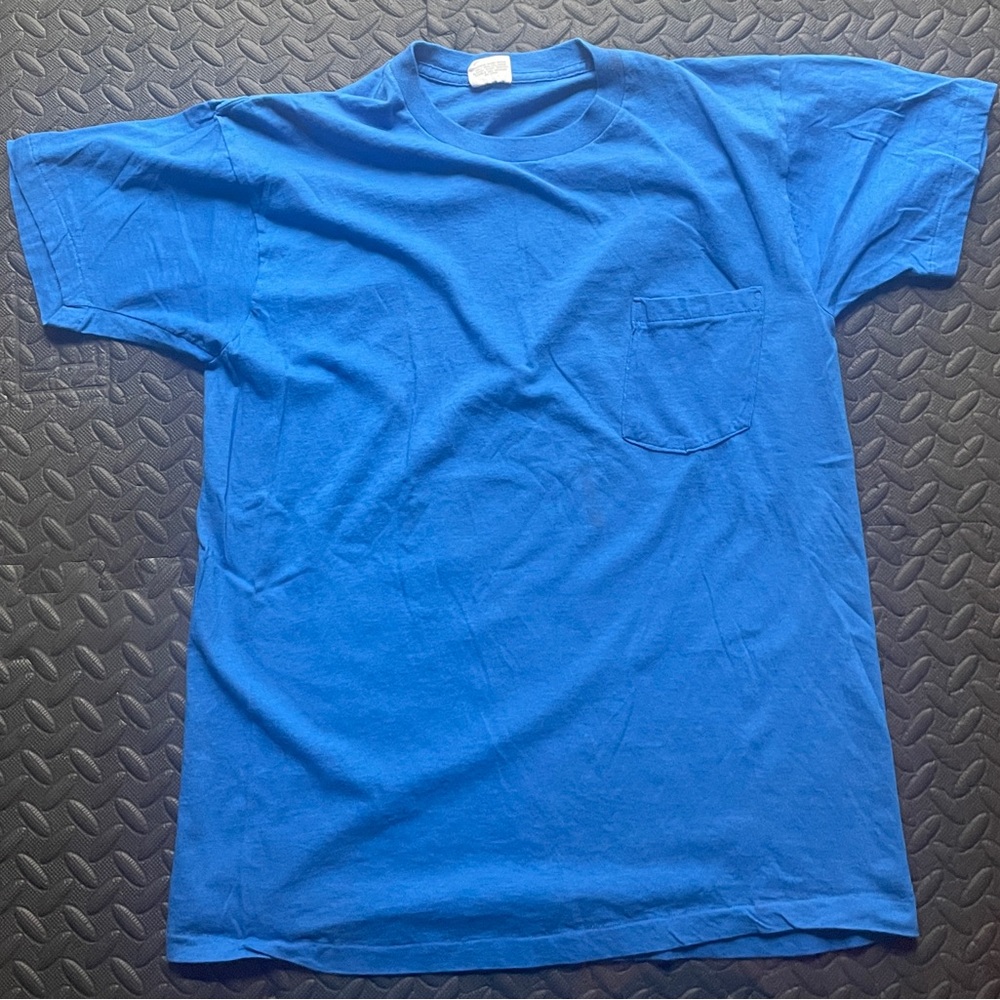 Vintage Men's Blue T-Shirt